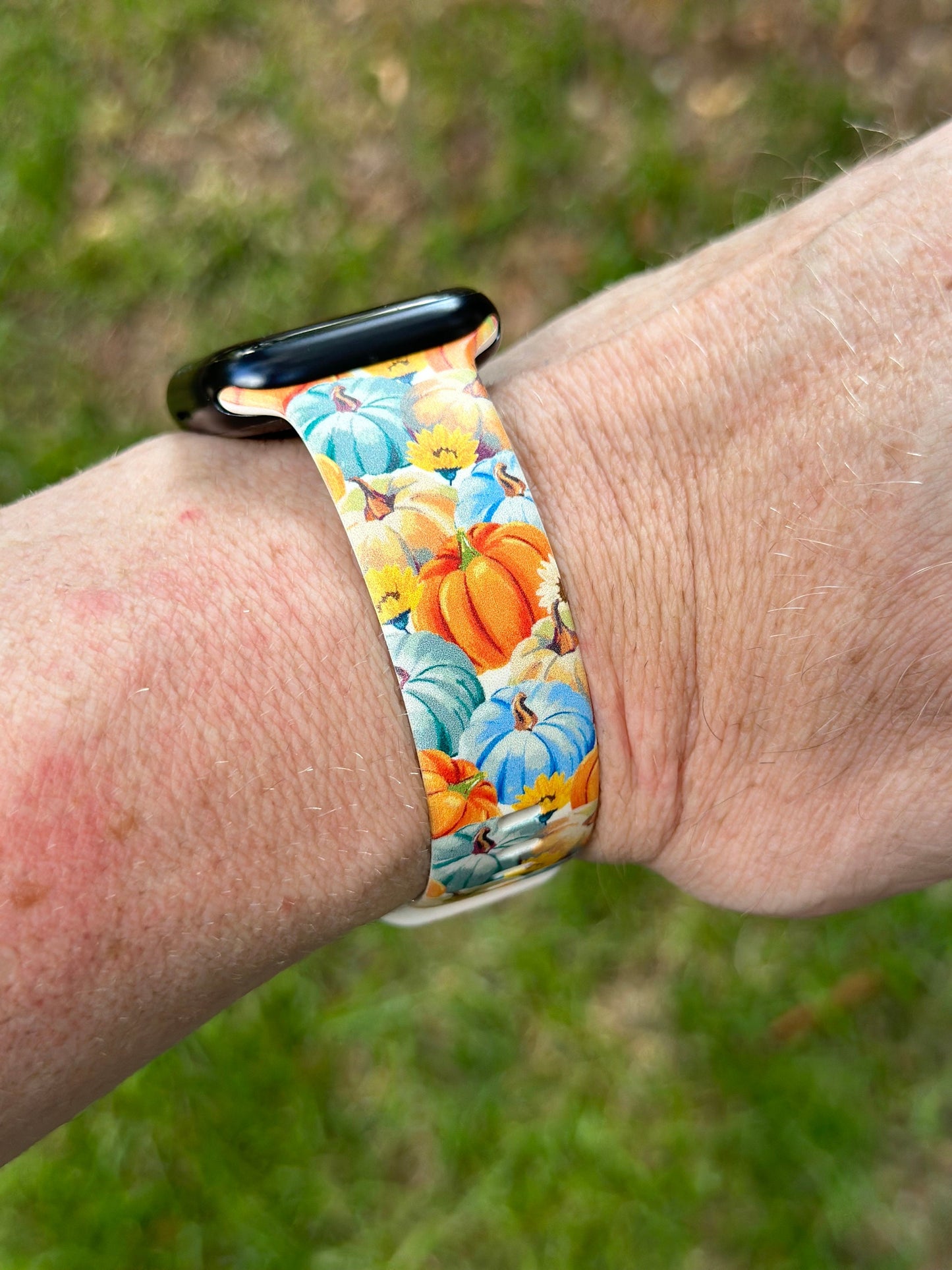 Fall Watch Band for Apple Watch Colorful Pumpkins Autumn iWatch 20 22 38 40 41 42 44 45 49mm