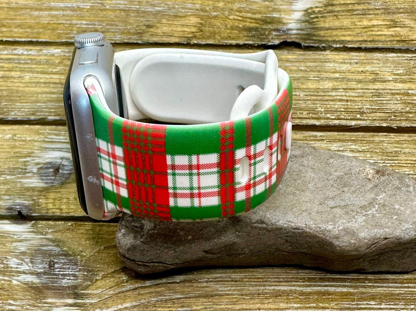 Holiday plaid watch band for apple watch silicone christmas holiday winter 38mm 40mm 41mm 42mm 44mm 45mm red green plaid a101