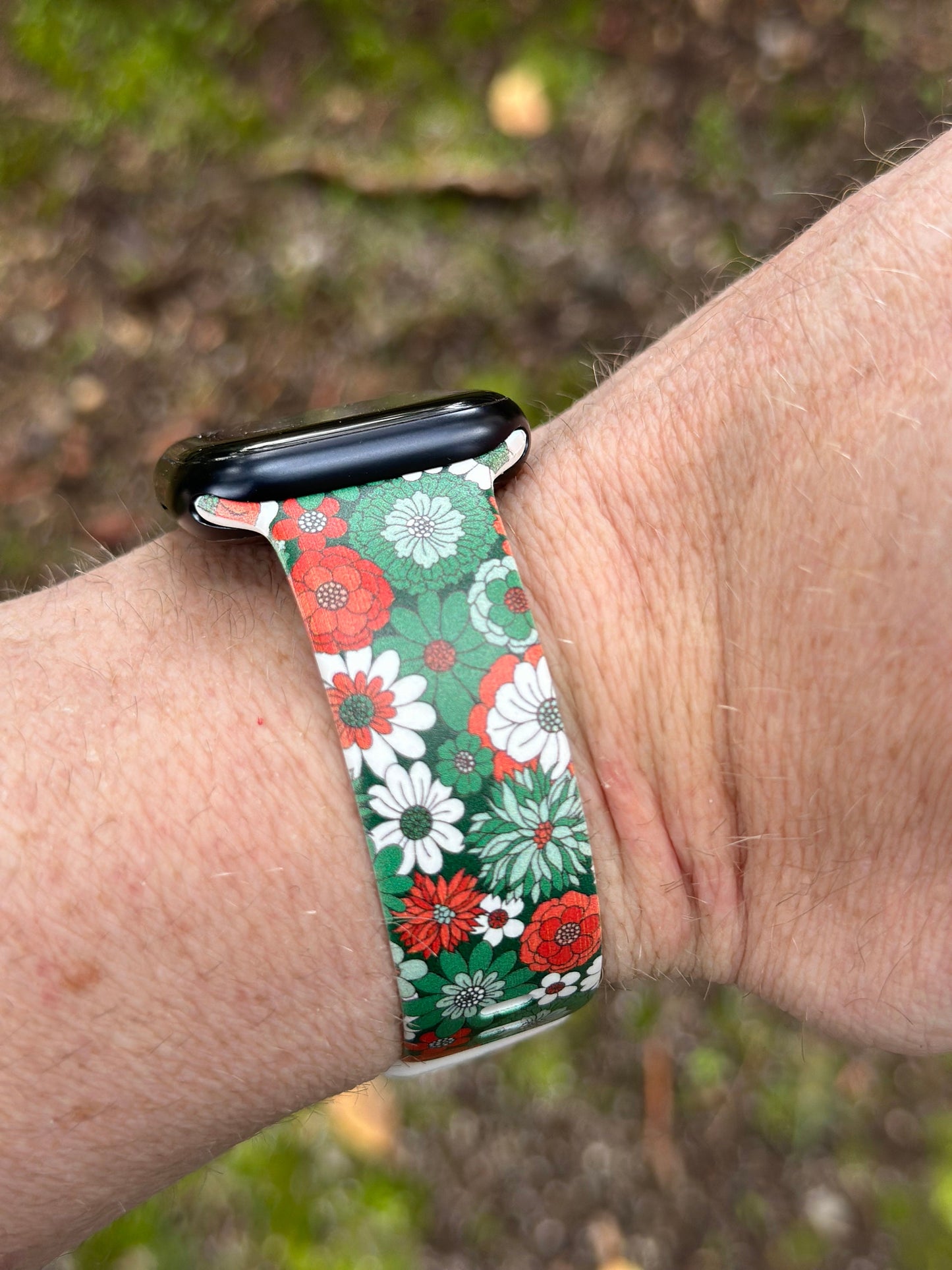 Christmas Holiday Watch Band for Apple Watch Samsung Watch & Fitbit Christmas Flora #222 silicone 20 22 38 40 41 42 44 45