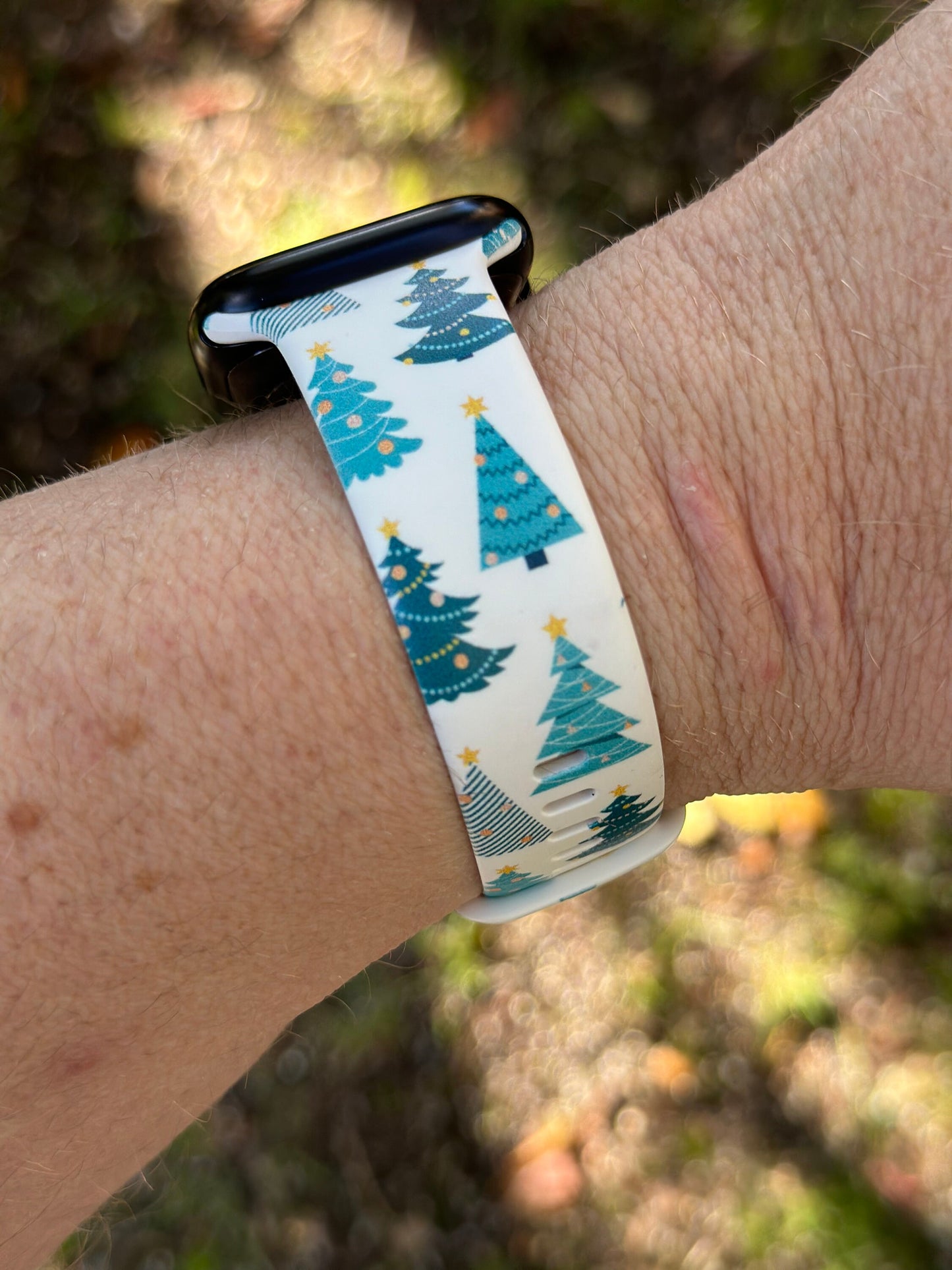 Christmas Holiday Watch Band for Apple Watch Samsung Watch & Fitbit Xmas Trees #206 silicone 20 22 38 40 41 42 44 45